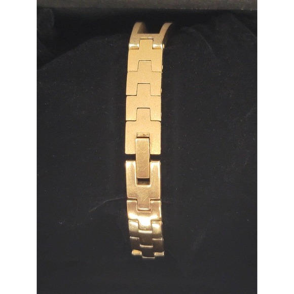 Gorgeous Jules Jurgensen 7830 Women's 18mm Pearl Dial Quartz Gold Tone - Picture 6 of 10